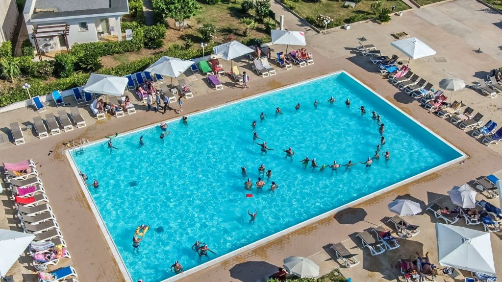 le-rosette-resort-piscine-1301-8242
